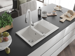 Mexen Gaspar Granitový dřez 1,5-komorový s odkapávačem a kuchyňskou baterií Savita, bílý - 6507-20-672601-20