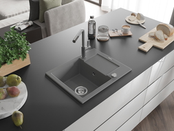 Mexen Enzo granitový dřez 1-komorový s odkapávačem a kuchyňskou baterií Flora, šedý - 6506-71-670401-06