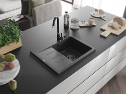 Mexen Ben granitový dřez s jednou vaničkou a odkapávačem, pravý 600 x 500 mm, černý se skvrnami, černý sifon