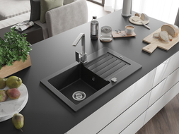 Mexen Pablo žulový dřez 1-komorový s odkapem a kuchyňskou baterií Rita, černý/stříbrný metalický- 6510-73-670300-00